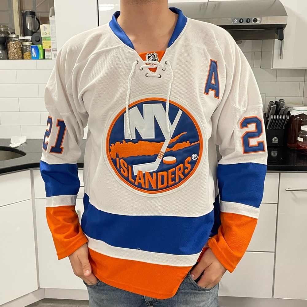 Mens - Reebok NHL Jersey - Size 48